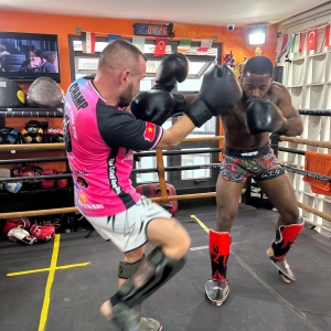 triet-ly-soi-1-jab-2-nhip-11-don-cua-ke-san-moi-tren-san-dau