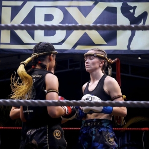 lucy-kent-hanh-trinh-tu-vien-kim-cuong-tho-den-nu-chien-binh-thuc-thu-cua-nha-soi