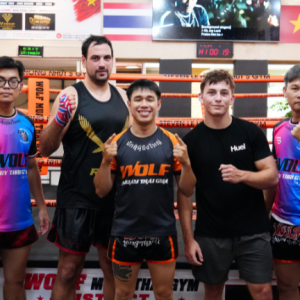 phong-tap-muay-thai-quan-1-uy-tin-luyen-tap-chuan-chat-thai-cung-hlv-steven