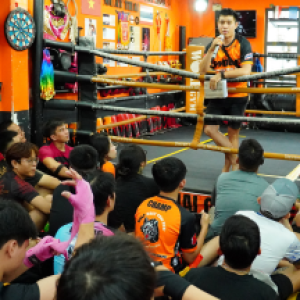 tong-ket-wolf-muay-sparring-05-wms-05-dem-vo-thuat-ruc-lua-voi-15-cap-dau-tai-wolf-muay-thai-gym